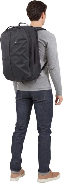 Thule Reistas / Weekendtas - 52 X 33 X 23 Cm - 39 Liter - Aion - Zwart -Voyago Winkel 414x1200 1