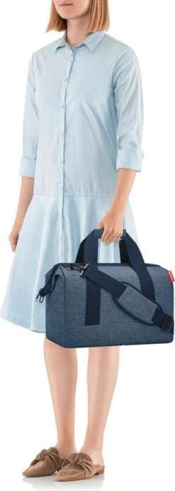 Reisenthel Allrounder M Reistas Sporttas - 18L - Twist Blue Blauw -Voyago Winkel 429x1200 6