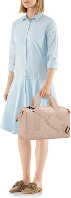 Reisenthel Allrounder M Reistas Sporttas - 18L - Twist Coffee Beige 9 Reisenthel Allrounder M Reistas Sporttas - 18L - Twist Coffee Beige -Voyago Winkel 429x1200 7