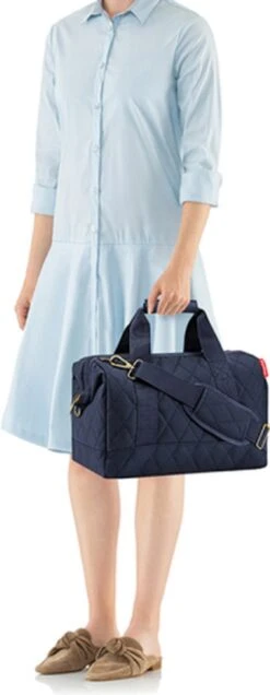 Reisenthel Allrounder M Reistas Sporttas - 18L - Rhombus Midnight Gold Blauw -Voyago Winkel 466x1200 4