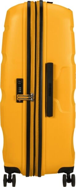 American Tourister Reiskoffer - Bon Air Dlx Spinner 75/28 Tsa Exp (Large) Light Yellow -Voyago Winkel 488x1200