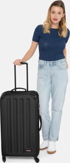 Eastpak TRANZSHELL M Reiskoffer (67 X 42 X 4 Cm) - Black -Voyago Winkel 516x1200