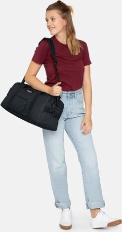 Eastpak COMPACT + Reistas, 23 Liter - Black -Voyago Winkel 632x1200 15