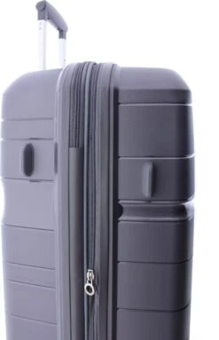 Gladiator Boxing L Spinner 77 - Exp - TSA Slot - Metallic Grey 25 Gladiator Boxing L Spinner 77 - Exp - TSA Slot - Metallic Grey -Voyago Winkel 773x1200 4