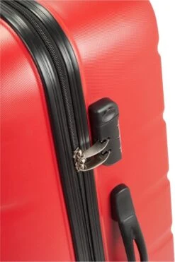 Princess Traveller Grenada - Reiskoffer - 56 Cm - Rood -Voyago Winkel 798x1200 6