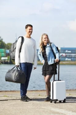 Enrico Benetti Louisville 39040 Handbagage Koffer Hardcase ABS - Zwart -Voyago Winkel 799x1200 170