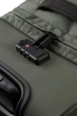 American Tourister Reistas Met Wielen - Urban Track Duffle/Wh L (Groot) Dark Khaki -Voyago Winkel 799x1200 275