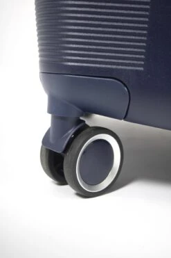 Attitudez EliteZ Reiskoffer Medium Blauw 67cm - TSA-slot - Uitbreidbaar -Voyago Winkel 800x1200 153