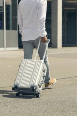 Aluminium Handbagage Koffer Mozzel Darrow - Reiskoffer Met Wielen - 51cm - Harde Koffer - Zilver -Voyago Winkel 801x1200 15