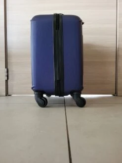 Trolley - Reiskoffer - Princess Traveller Valencia ABS Dark Blue -Voyago Winkel 900x1200 21