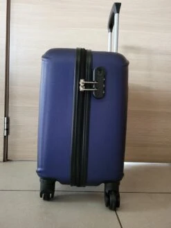 Trolley - Reiskoffer - Princess Traveller Valencia ABS Dark Blue -Voyago Winkel 900x1200 24