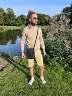 Groene Berg Nektasje - Reistas - Paspoorthouder Met RFID Blokkering - Reisportemonnee - Zwart -Voyago Winkel 900x1200 63