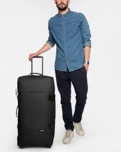 Eastpak TRANVERZ L Reiskoffer (79 X 40 X 33 Cm) - Black -Voyago Winkel 956x1200 2