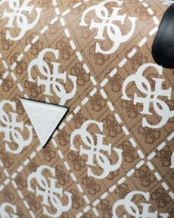 Guess Wilder 18 In Suitcase -Voyago Winkel 960x1200 3