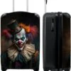 NoBoringSuitcases.com® Trolley - Reiskoffers - Clown - Hoed - Kraag - Portret - Horror - Trolley Op Wieltjes - Past Binnen 55x40x20 Cm En 55x35x25 Cm - Koffertje - Handbagagekoffer -Voyago Winkel 978x1200 12